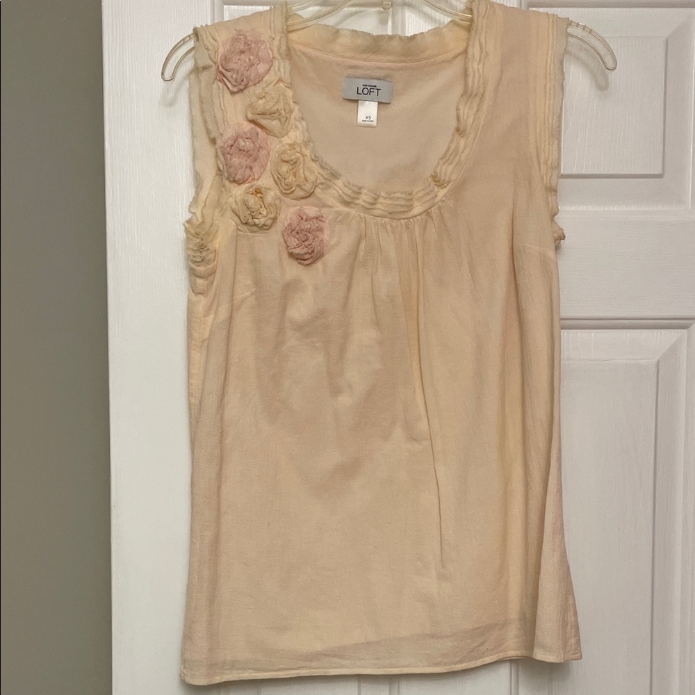 LOFT Peach Sleeveless Tank with Floral Appliqué